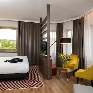 **** Hotel Nyx By Leonardo Espanha