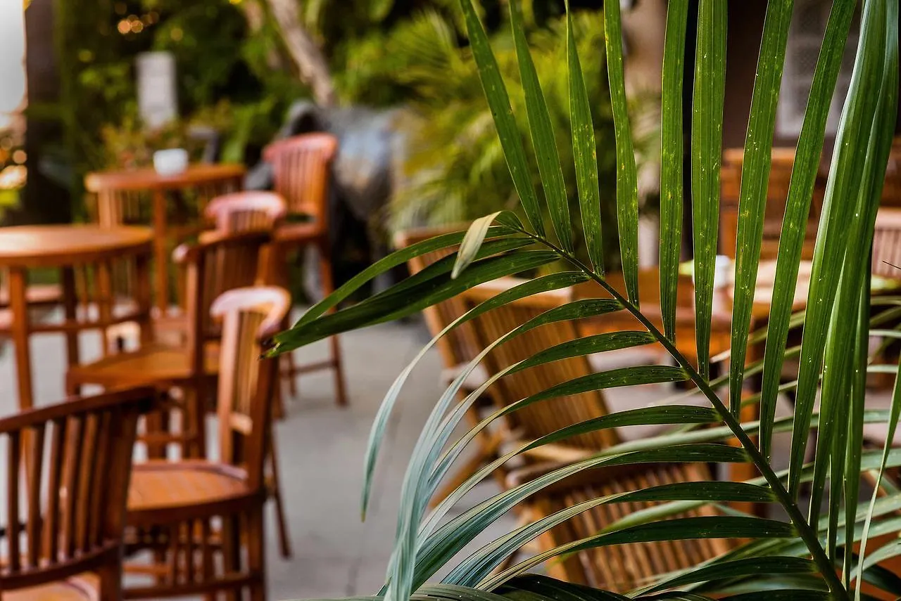 Chillout Hotel Tres Mares Tarifa 2*,  Spagna