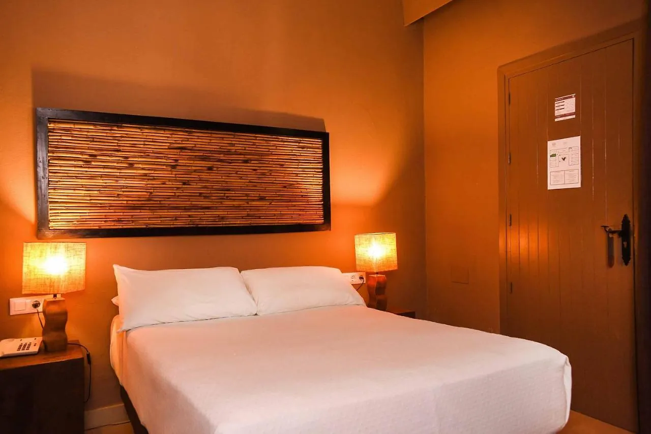 Chillout Hotel Tres Mares Tarifa 2*,  Spagna